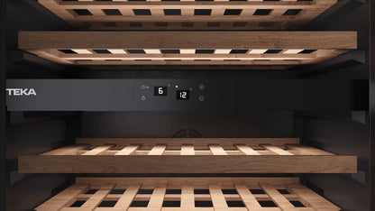 Refrigerator de vinuri free-standing RVU 20046, panou de control electronic, capacitate 46 sticle