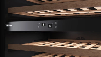 Refrigerator de vinuri free-standing RVU 20046, panou de control electronic, capacitate 46 sticle