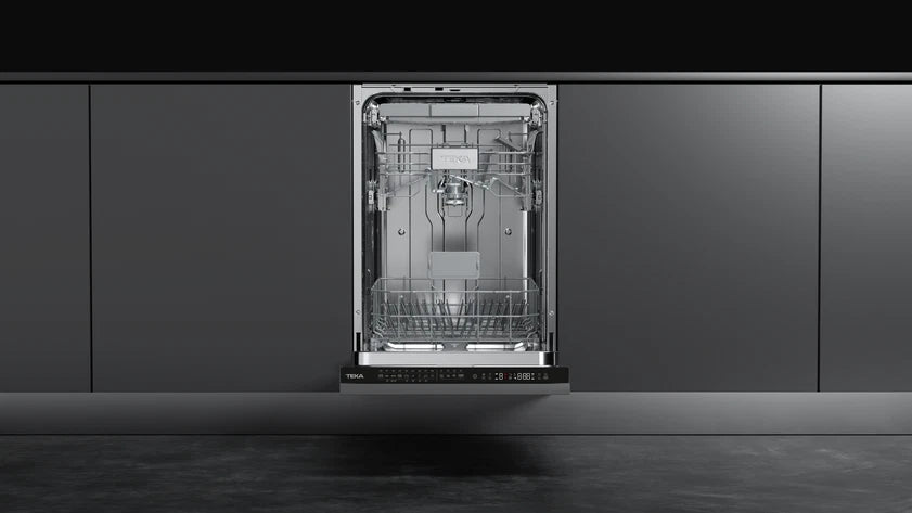 Mașină de spălat vase complet încorporabilă DFI 74960, panou de control electronic, prezenţa celui de-al treilea pulverizator, 45 cm