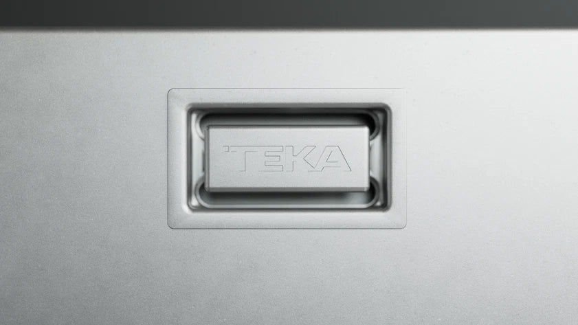 Chiuvetă din inox cu finisaj satinat FLEXLINEA RS15 50.40, tratament Fortinox ultra rezistent şi cuvă de 200 mm