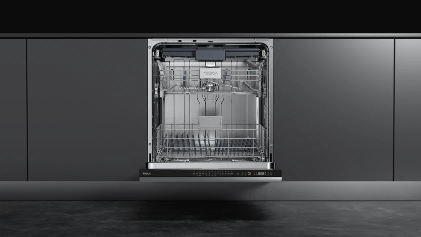 Mașină de spălat vase complet încorporabilă DFI 76950, cu funcţie antibacteriană IonClean, compartiment superior semi-ajustabil pe înălţime şi sistem automat de deschidere,