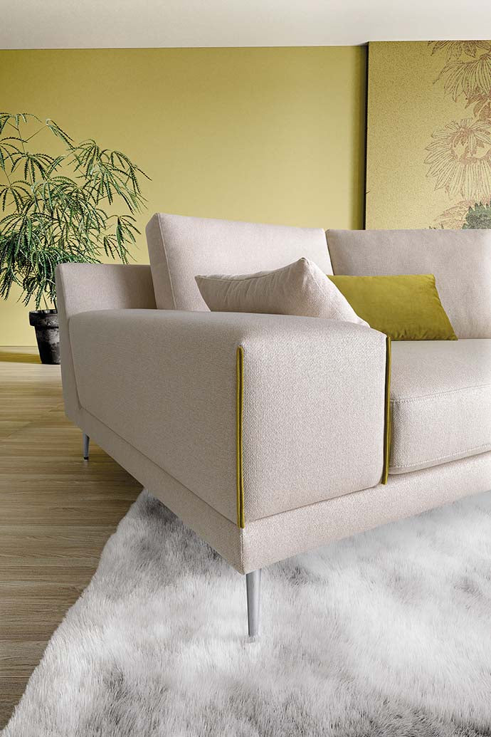 Canapea PONTIA,material CARACAS 003,parte fixa cu 3 locuri si parte la rotund