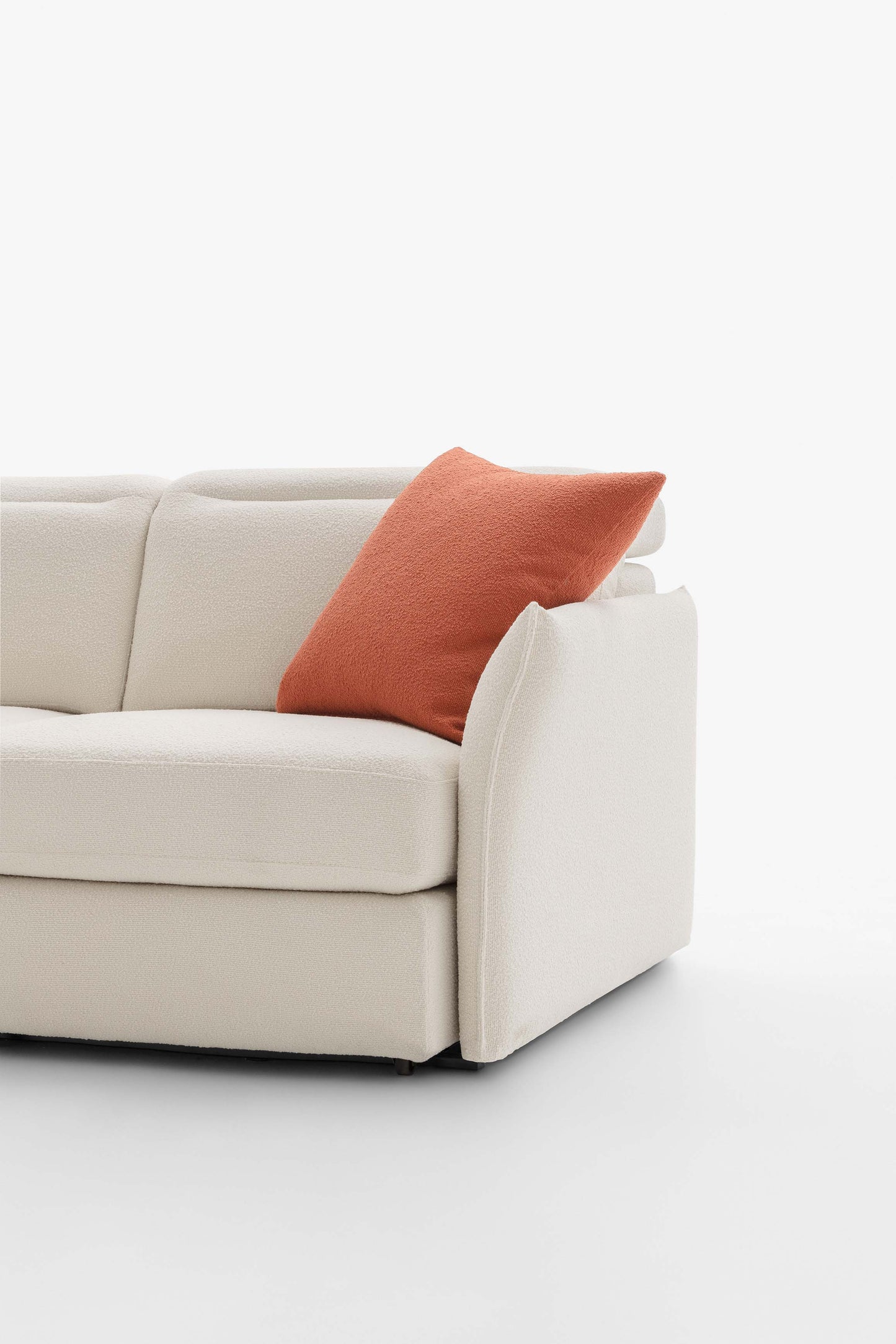 Canapea SWAN, material categoria CARDIFF 003 parte cu 3 sezuturi fixe,  coltul si partea cu 3 sezuturi  fixe